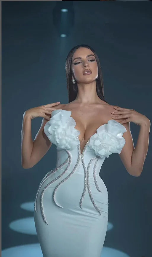 European And American Fashion New Style Temperament Socialite Flower Chain Strapless Long Type Evening Dress - Gizmo Galaxy
