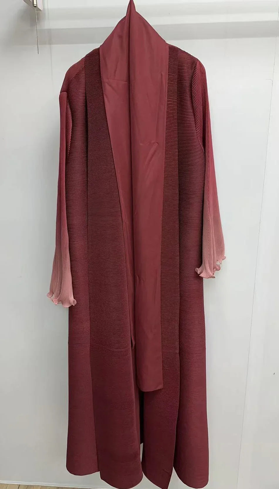 Pleated Long Shawl Women's Fashionable Elegant Gradient Cardigan - Gizmo Galaxy