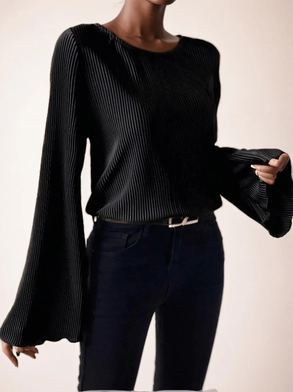 Women's Spring Summer Solid Color Round Neck Loose Fit Bell Sleeve Casual T-Shirt - Gizmo Galaxy