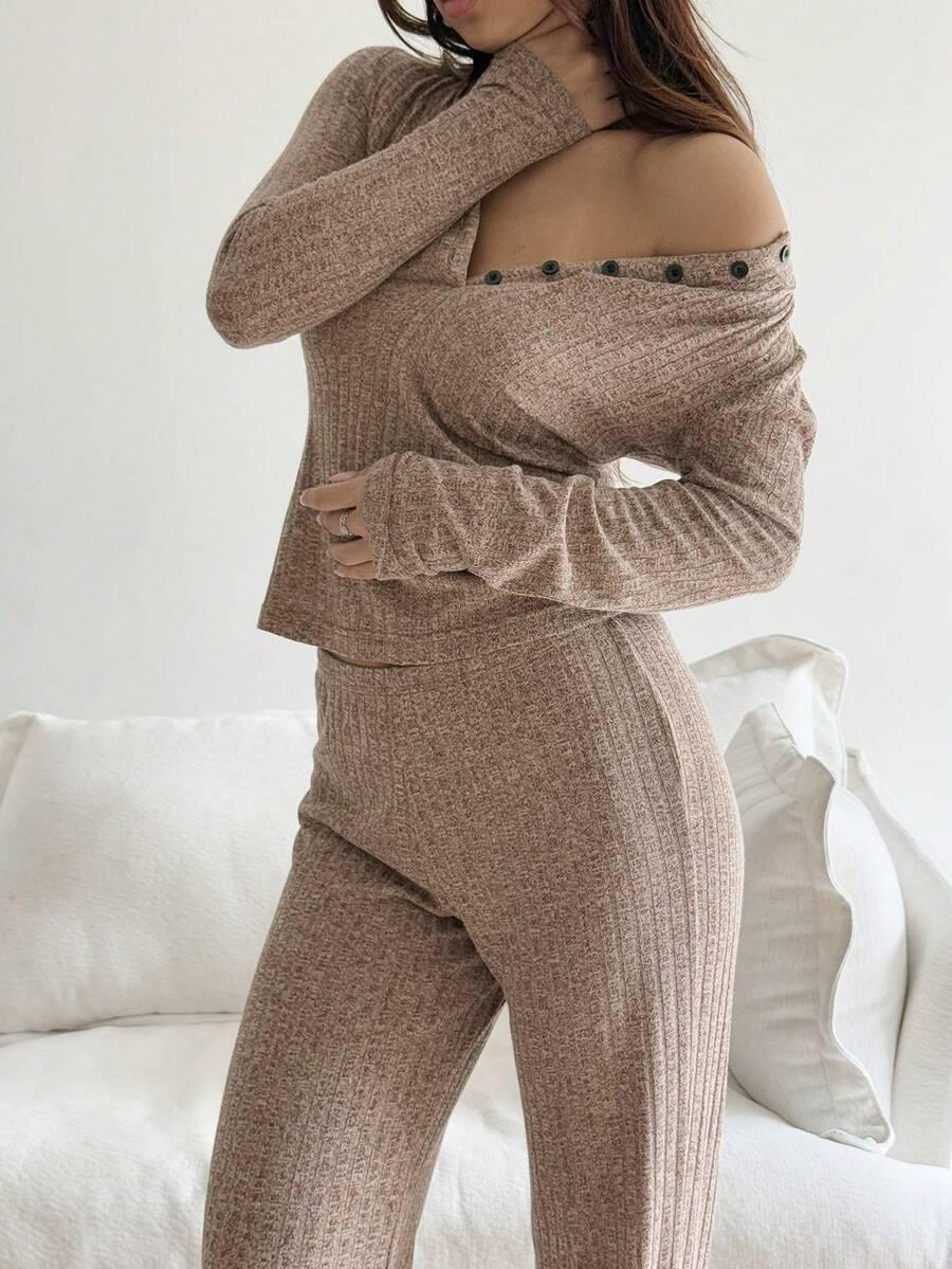 Knitted Ribbed T-shirt And Pants For Women - Gizmo Galaxy