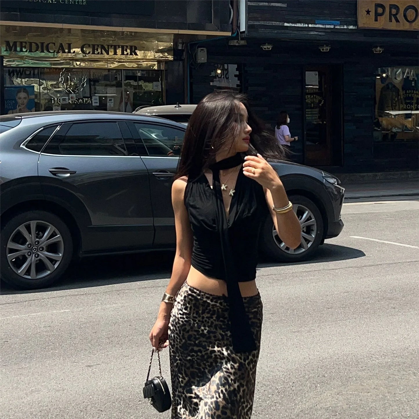 Slim Fit Slimming Swing Collar Design Blouse - Gizmo Galaxy