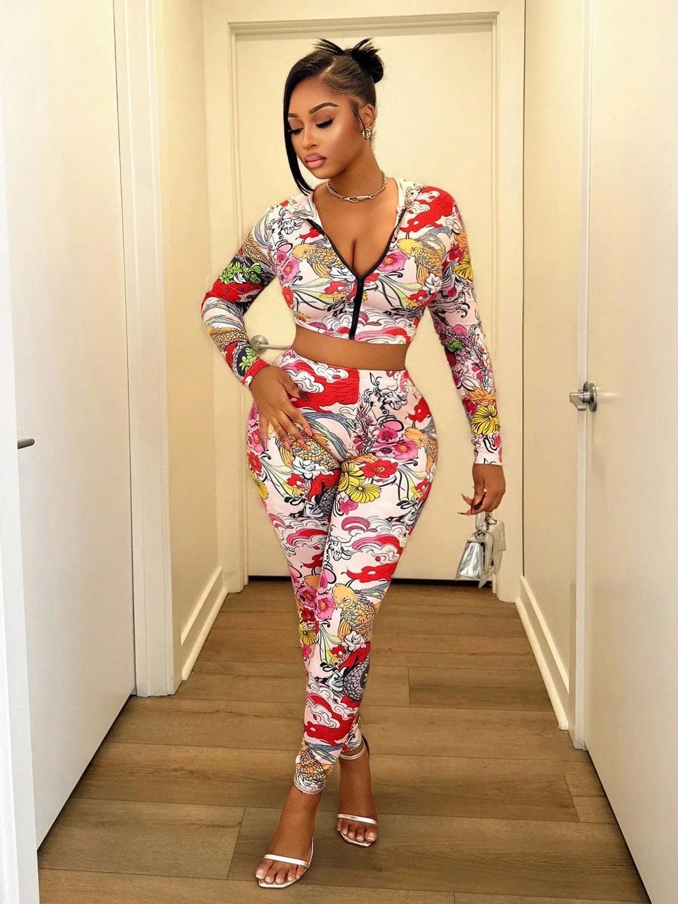 Women's Fashion Hooded Printed Top And Waist-length Sexy Pants Set - Gizmo Galaxy