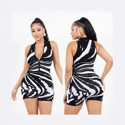 Fashionable Striped Jumpsuit With A Half-zip Front And Collar - Gizmo Galaxy