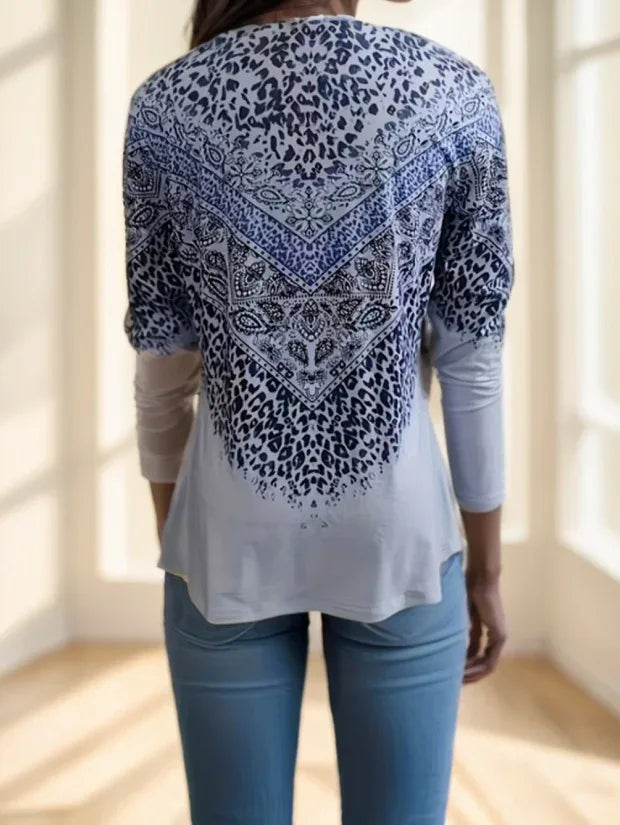 Women's Vintage Ethnic Floral Print T-Shirt - Gizmo Galaxy