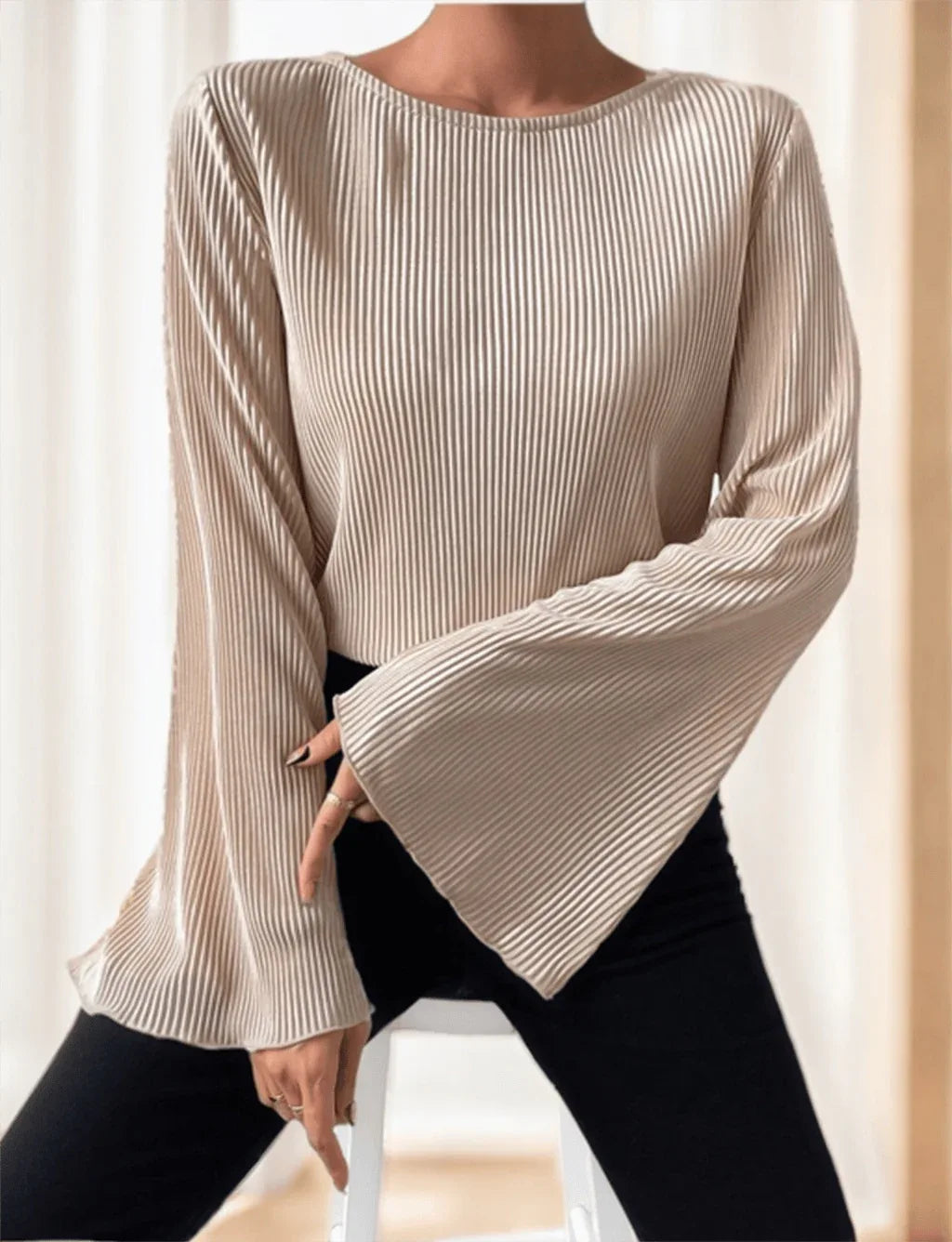 Women's Spring Summer Solid Color Round Neck Loose Fit Bell Sleeve Casual T-Shirt - Gizmo Galaxy