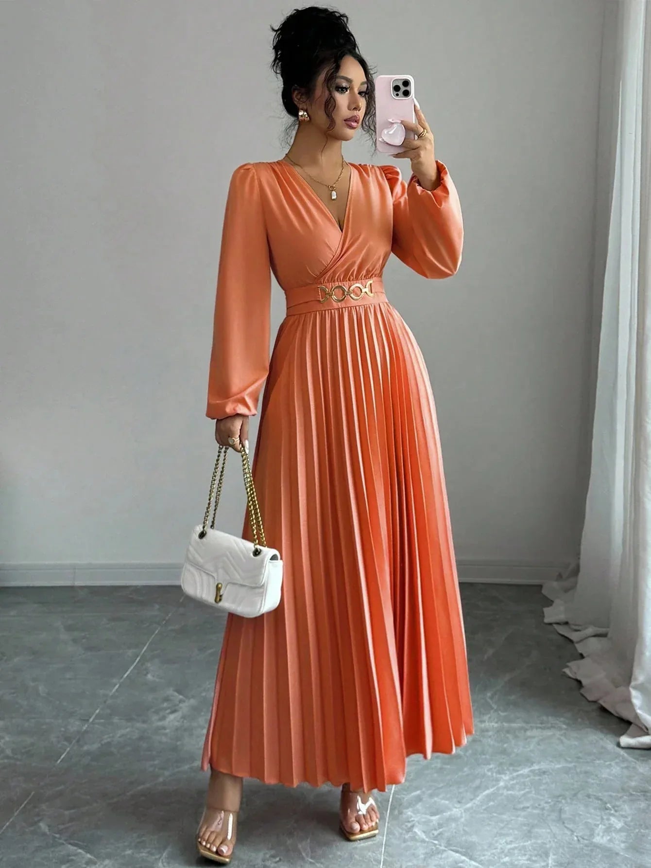 Women's Solid-color Casual Chic V-neck Dress - Gizmo Galaxy