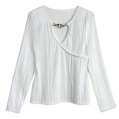 Ladies' Hollowed Out Heart-shaped Chain Decorative Texture Casual Top - Gizmo Galaxy