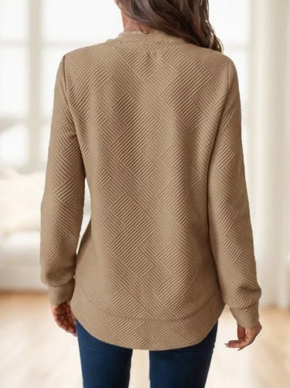 Women Casual Comfortable Waffle-Textured Asymmetrical Hem Crew Neck Sweatshirt - Gizmo Galaxy