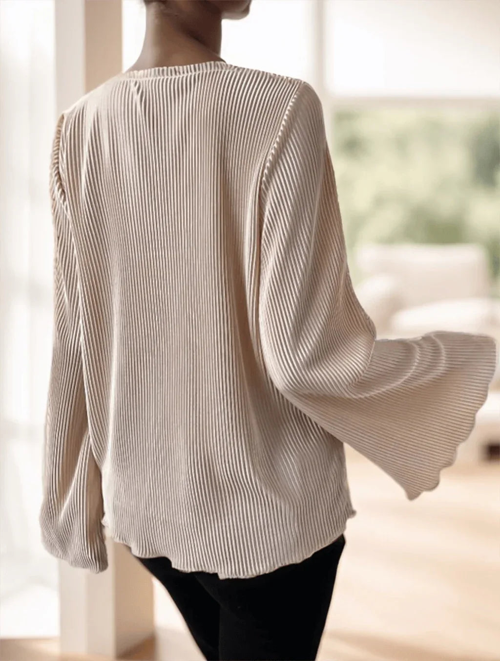 Women's Spring Summer Solid Color Round Neck Loose Fit Bell Sleeve Casual T-Shirt - Gizmo Galaxy