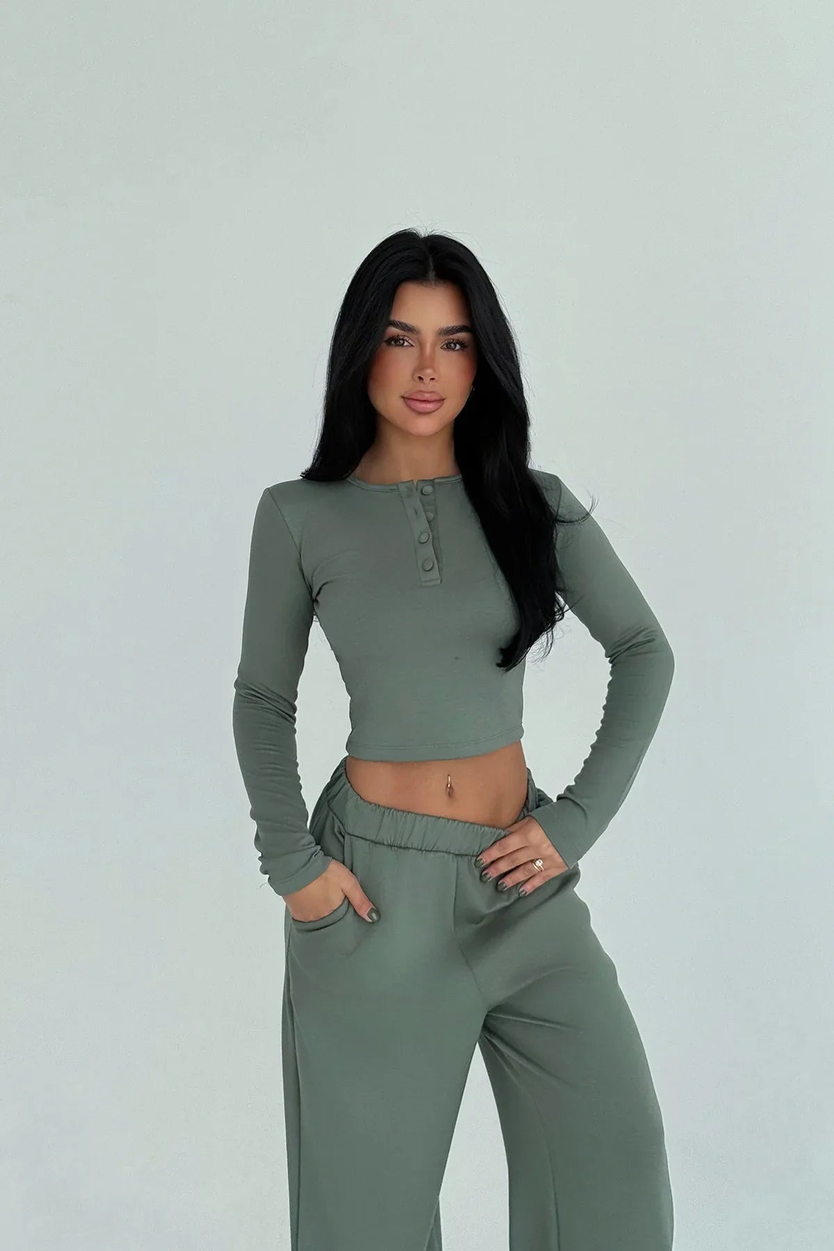 Women's Solid-color Casual Crew-neck Button-up Long-sleeve Top And Trousers - Gizmo Galaxy