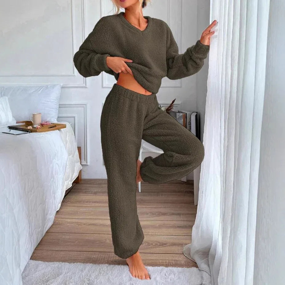 Women's Comfortable V-neck Casual Loungewear Warm Set - Gizmo Galaxy