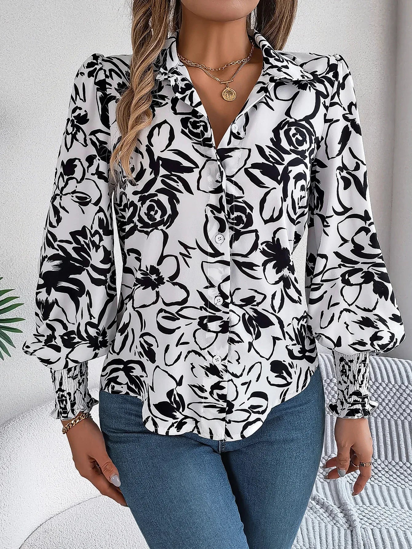 Women's Elegant Color-Blocked Floral Lantern Sleeve Lapel Shirt - Gizmo Galaxy