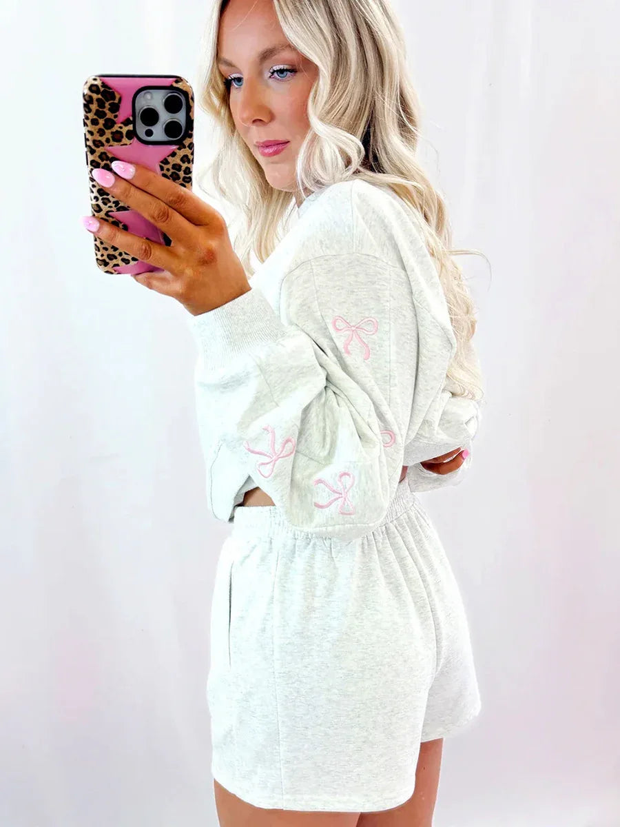 Casual Loose-fit Crew-neck Pullover Solid-color Embroidered Long-sleeve Top And Shorts Set - Gizmo Galaxy