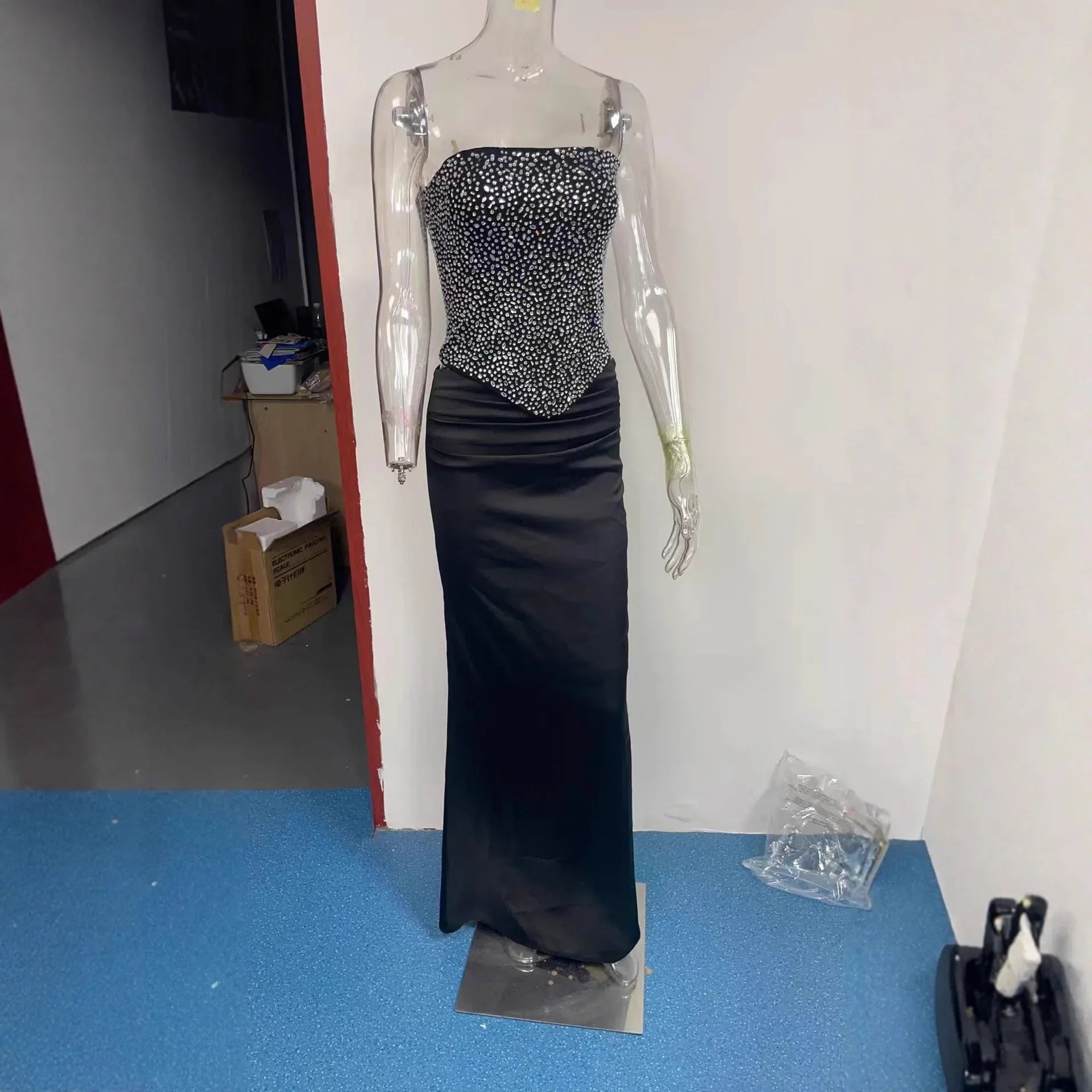 Hot Drill Temperament Spicy Girl Strappy Sexy Bustier Tight Top Long Satin Skirt - Gizmo Galaxy