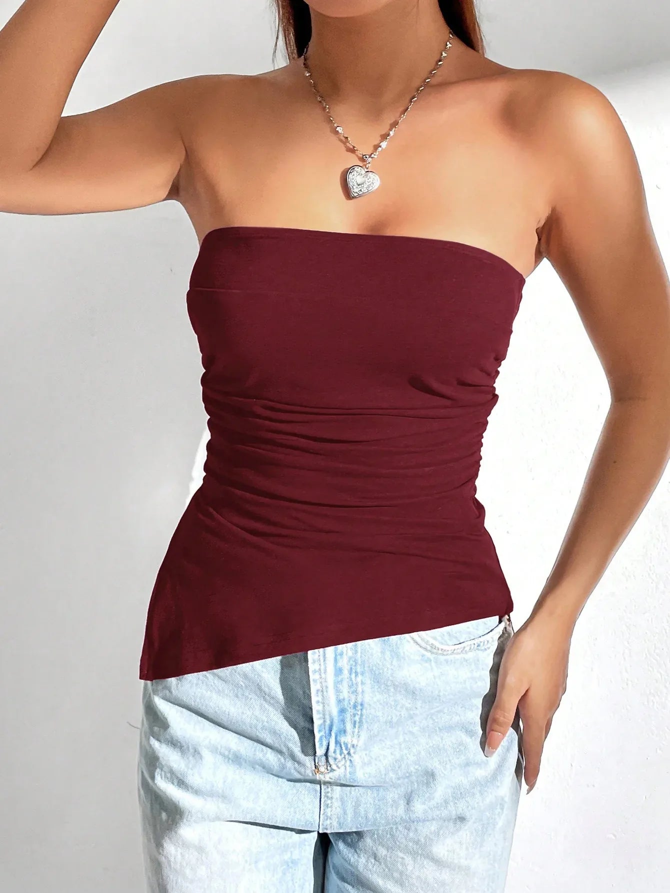 Women Solid Color Ruched Side Slit Hem Bandeau Cami Top - Gizmo Galaxy