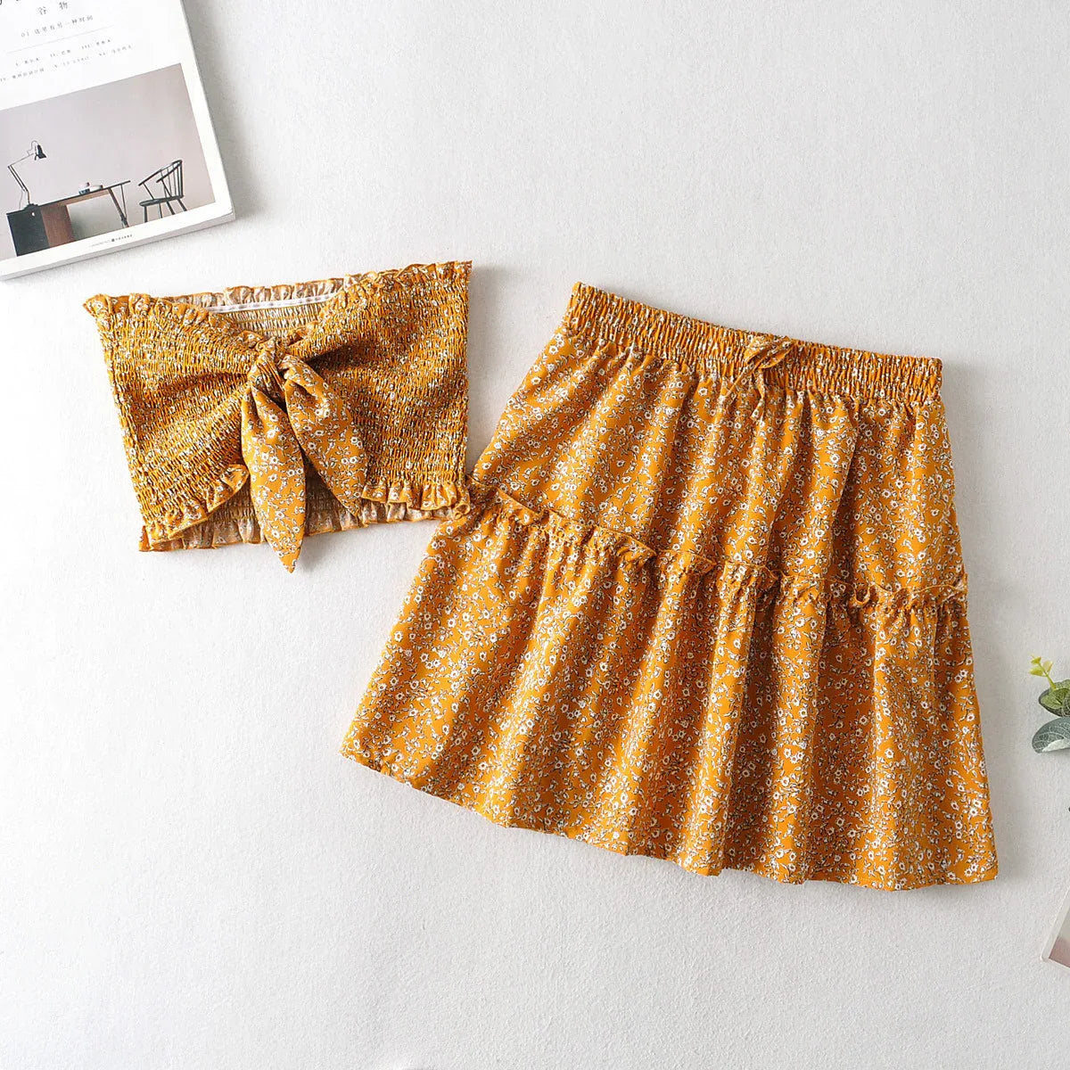 Women's New Patchwork Skirt With Wave Edge And Small Floral Pattern - Gizmo Galaxy