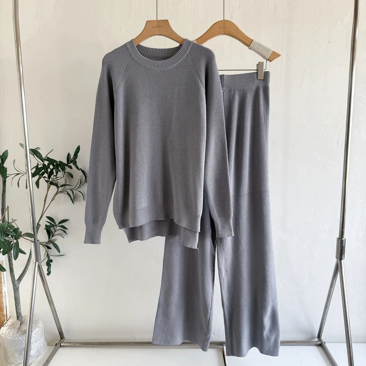 Women's Loose Knitted Long-Sleeve Crew-Neck Fashionable Wide-Leg Pants Two-Piece Set - Gizmo Galaxy