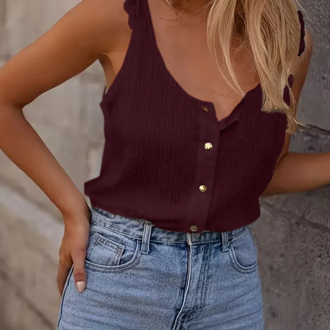 Solid Color Knitted Round Neck Ruffled Sweet Sleeveless Top - Gizmo Galaxy