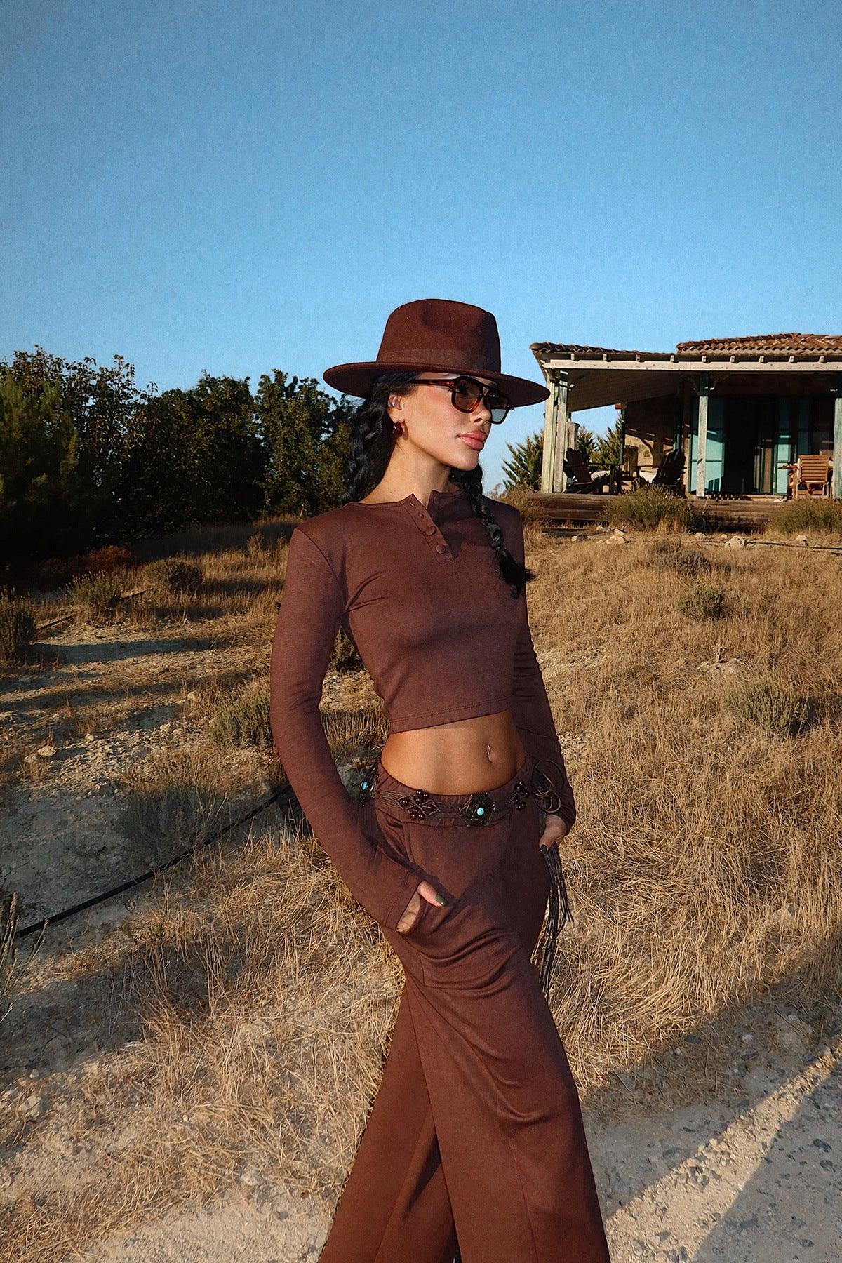 Women's Solid-color Casual Crew-neck Button-up Long-sleeve Top And Trousers - Gizmo Galaxy
