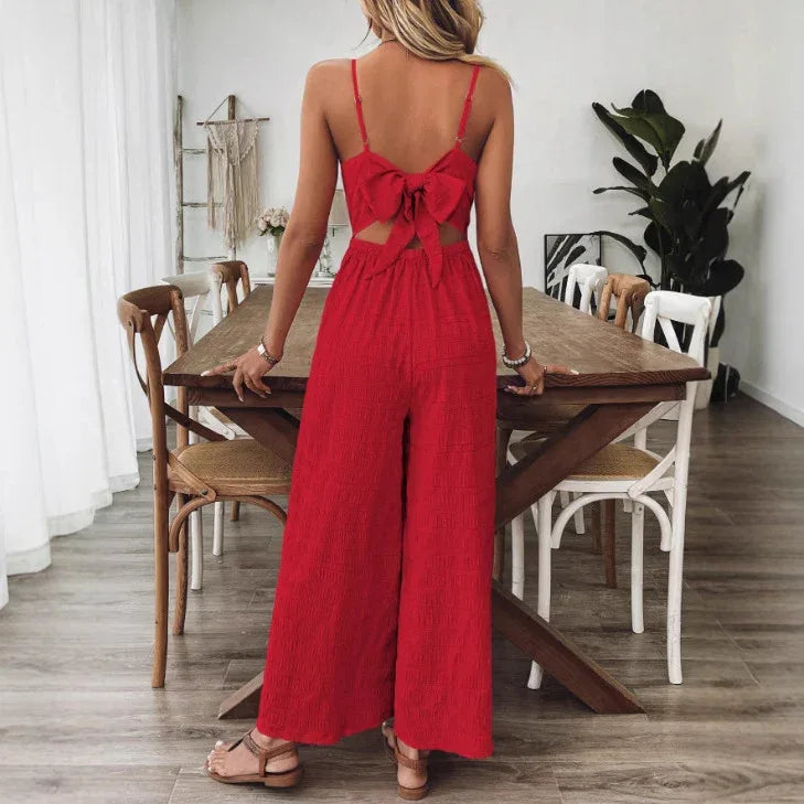 Fashionable Casual Jumpsuit With Shoulder Straps And A Bow Detail On The Back - Gizmo Galaxy