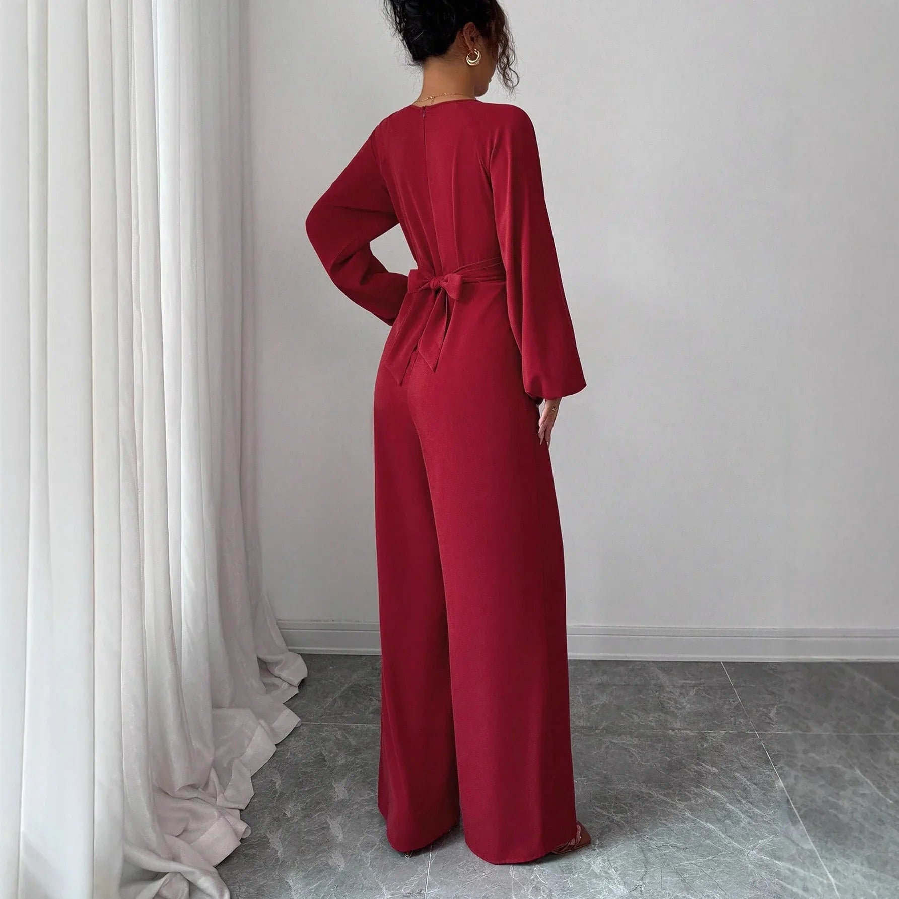Women's Solid-Colored Jumpsuit With Puffed Sleeves, Square Neck And Wide Legs - Gizmo Galaxy