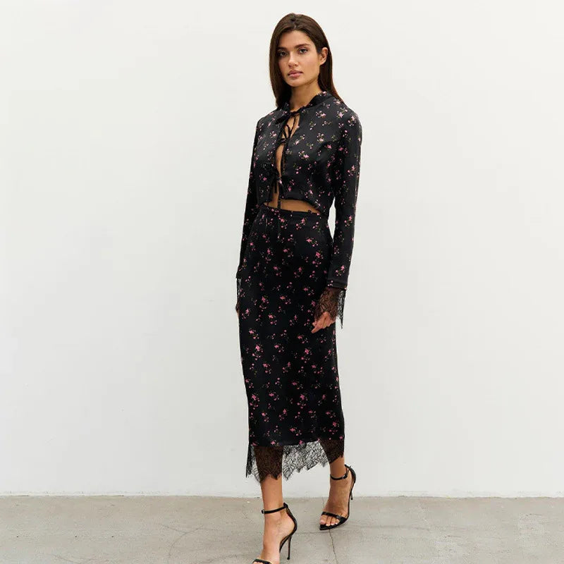 Women's Fashionable Printed Long-Sleeve Lace-Patchwork Skirt Set - Gizmo Galaxy
