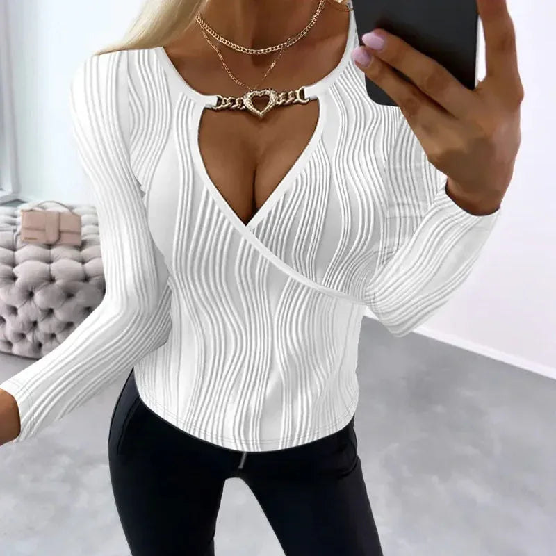 Ladies' Hollowed Out Heart-shaped Chain Decorative Texture Casual Top - Gizmo Galaxy