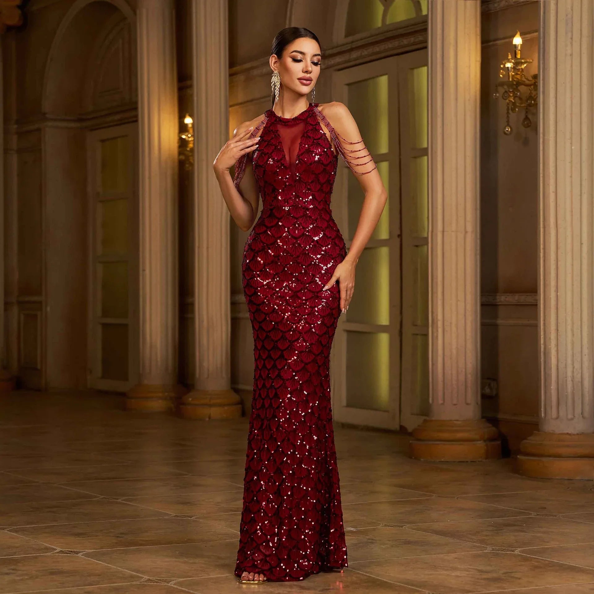 Elegant Sleeveless Round Neck Sequins Slim Sheath Banquet Fishtail Dress - Gizmo Galaxy