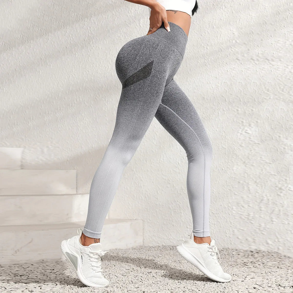 Knitted Quick-drying Plastic Hip Sports Yoga Pants - Gizmo Galaxy
