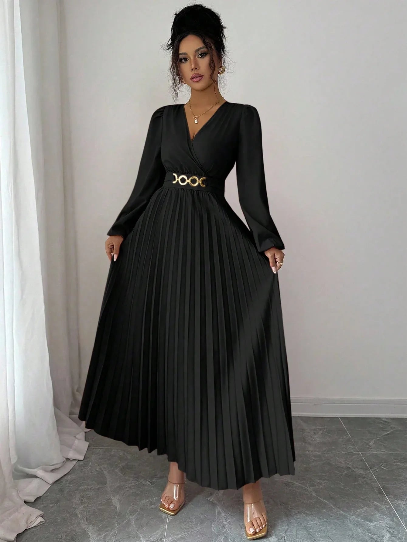 Women's Solid-color Casual Chic V-neck Dress - Gizmo Galaxy