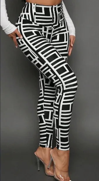 Casual Women Geometric Print Knitted Leggings - Gizmo Galaxy